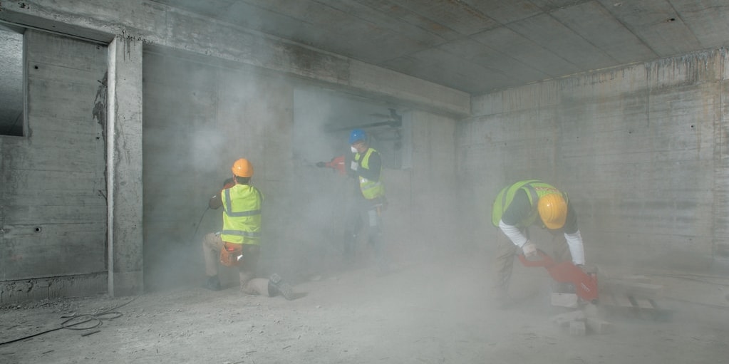 采用喜利得除塵系統(tǒng)（DRS），提升工作舒適度、操作安全性以及客戶的生產(chǎn)力